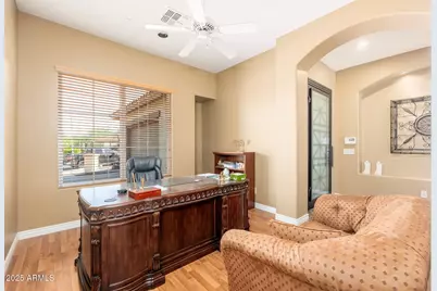 213 E Summerside Road, Phoenix, AZ 85042 - Photo 4