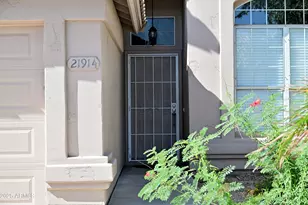 21914 N 74th Ln, Glendale, AZ 85310 - Photo 2