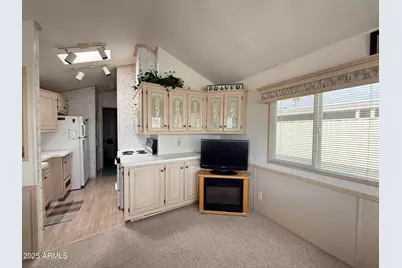 1017 Prospector Drive, Apache Junction, AZ 85119 - Photo 8