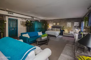 353 E Thomas Rd, Phoenix, AZ 85012 - Photo 8