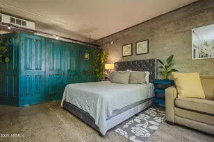 353 E Thomas Rd, Phoenix, AZ 85012 - Photo 18