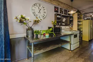 353 E Thomas Rd, Phoenix, AZ 85012 - Photo 36