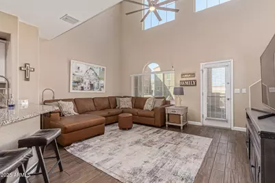 240 W Juniper Avenue #1207, Gilbert, AZ 85233 - Photo 4