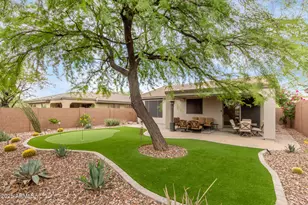 2951 W Plum Hollow Dr, Anthem, AZ 85086 - Photo 2