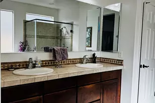 2572 N 165th Dr, Goodyear, AZ 85395 - Photo 14