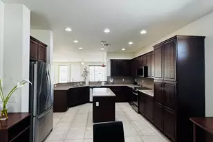 2572 N 165th Dr, Goodyear, AZ 85395 - Photo 8