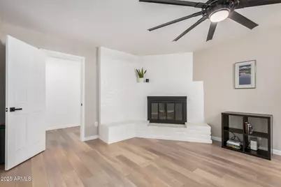 2514 N 68th Place, Scottsdale, AZ 85257 - Photo 10