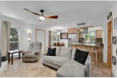 10414 N 10th Street #1, Phoenix, AZ 85020 - Photo 4