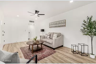 6236 W Maryland Avenue, Glendale, AZ 85301 - Photo 8