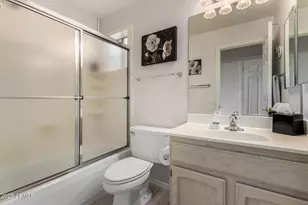 10621 E Halley Dr, Sun Lakes, AZ 85248 - Photo 20