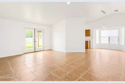 3361 Golden Eagle Drive, Sierra Vista, AZ 85650 - Photo 8
