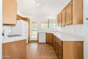 3361 Golden Eagle Dr, Sierra Vista, AZ 85650 - Photo 12