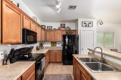 16947 W Cocopah Street, Goodyear, AZ 85338 - Photo 8