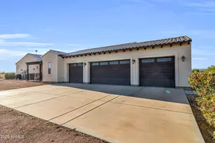21736 W Desert Mirage Dr, Wittmann, AZ 85361 - Photo 8