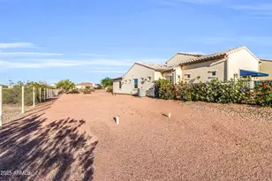 21736 W Desert Mirage Dr, Wittmann, AZ 85361 - Photo 16