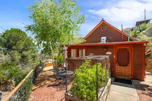 84 Shearer Ave, Bisbee, AZ 85603 - Photo 2