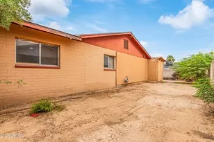 7917 W Flower St, Phoenix, AZ 85033 - Photo 36