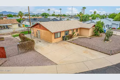 7917 W Flower Street, Phoenix, AZ 85033 - Photo 4