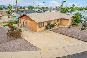 7917 W Flower St, Phoenix, AZ 85033 - Photo 4