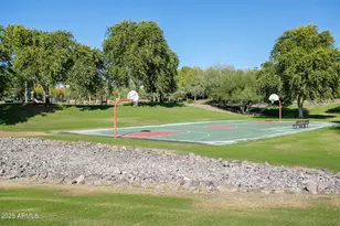 12958 W Fossil Dr, Peoria, AZ 85383 - Photo 54