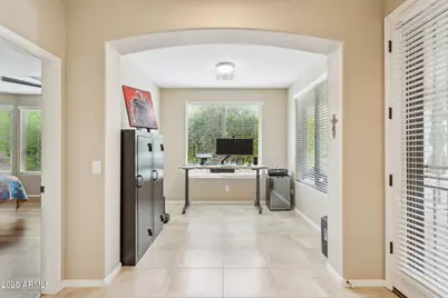 12958 W Fossil Drive, Peoria, AZ 85383 - Photo 16