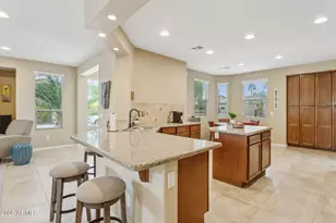 12958 W Fossil Dr, Peoria, AZ 85383 - Photo 10