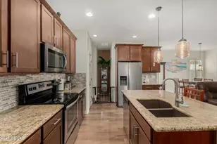 18263 W Cedarwood Ln, Goodyear, AZ 85338 - Photo 8