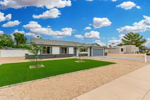 5212 E Gelding Dr, Scottsdale, AZ 85254 - Photo 32