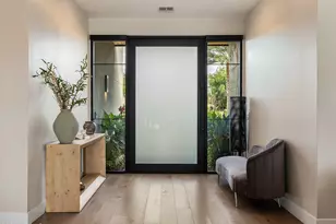 9148 N 66th Pl, Paradise Valley, AZ 85253 - Photo 10