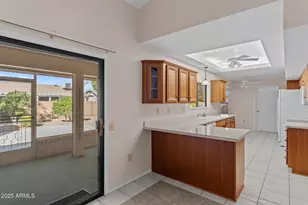 14720 W Buttonwood Dr, Sun City West, AZ 85375 - Photo 12