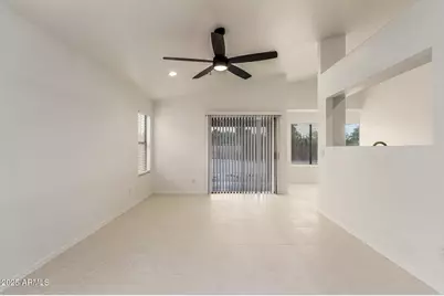 16242 W Caribbean Lane, Surprise, AZ 85379 - Photo 6