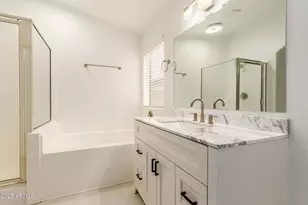 16242 W Caribbean Ln, Surprise, AZ 85379 - Photo 20