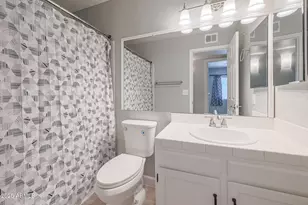 12031 N 53rd Ave, Glendale, AZ 85304 - Photo 14