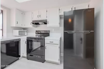 12031 N 53rd Avenue, Glendale, AZ 85304 - Photo 6