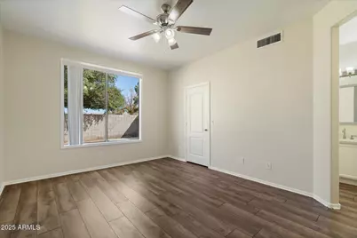 8825 N 65th Drive, Glendale, AZ 85302 - Photo 16