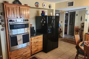 82 E Kayetan Dr, Sierra Vista, AZ 85635 - Photo 6