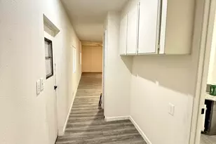 8595 N 71st Ave, Glendale, AZ 85301 - Photo 4