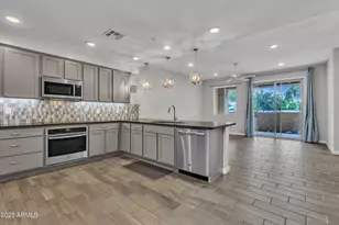 250 W Queen Creek Rd, Chandler, AZ 85248 - Photo 22