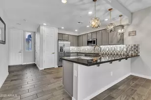 250 W Queen Creek Rd, Chandler, AZ 85248 - Photo 20