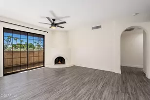 7557 N Dreamy Draw Dr, Phoenix, AZ 85020 - Photo 4