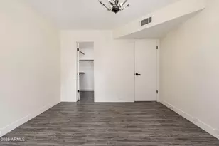 7557 N Dreamy Draw Dr, Phoenix, AZ 85020 - Photo 14