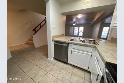 2121 W Union Hills Drive #108, Phoenix, AZ 85027 - Photo 4