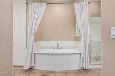 2050 N 144th Drive, Goodyear, AZ 85395 - Photo 12