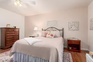 10520 W Ocotillo Dr, Sun City, AZ 85373 - Photo 12