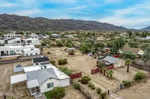 2237 E Desert Ln, Phoenix, AZ 85042 - Photo 6