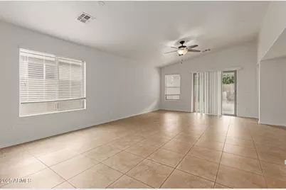 2215 E Everglade Lane, Gilbert, AZ 85298 - Photo 6