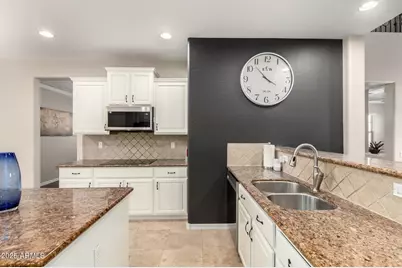 20905 W Court Street, Buckeye, AZ 85396 - Photo 4