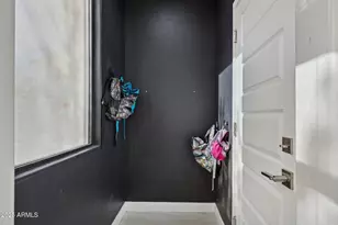 2269 S Osborn Ln, Gilbert, AZ 85295 - Photo 14