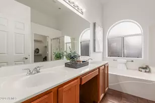 11557 W Badger Ct, Surprise, AZ 85378 - Photo 14