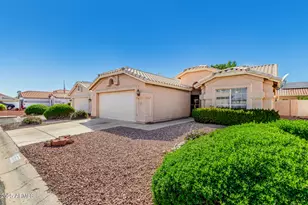 11557 W Badger Ct, Surprise, AZ 85378 - Photo 2